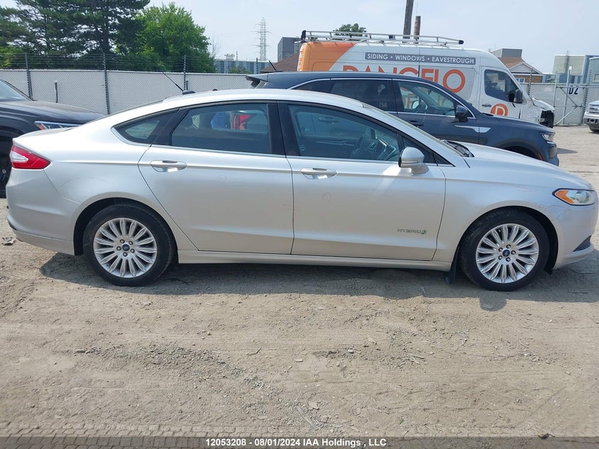 2013 Ford Fusion Se Hybrid VIN: 3FA6P0LU7DR294237 Lot: 12053208