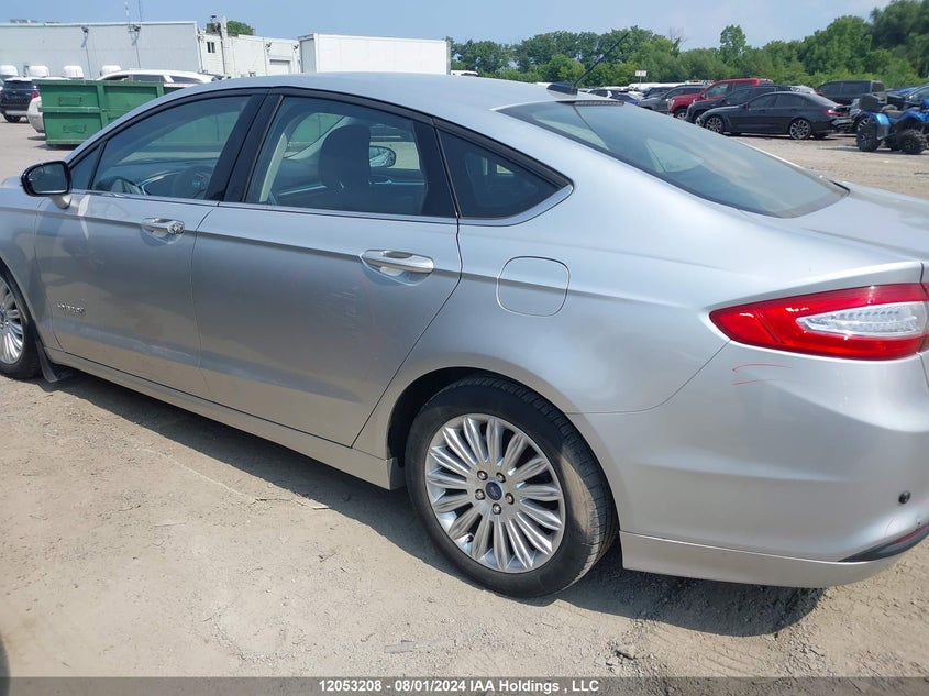 2013 Ford Fusion Se Hybrid VIN: 3FA6P0LU7DR294237 Lot: 12053208