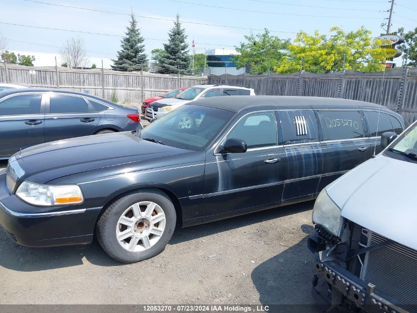 2010 Lincoln Town Car VIN: 2L1FL8JW6AX616823 Lot: 12053270