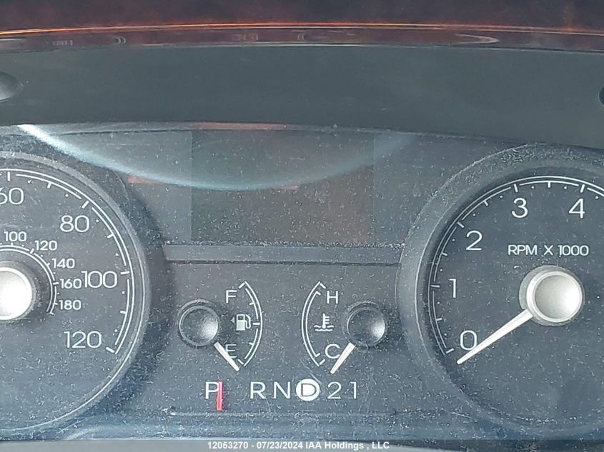 2010 Lincoln Town Car VIN: 2L1FL8JW6AX616823 Lot: 12053270