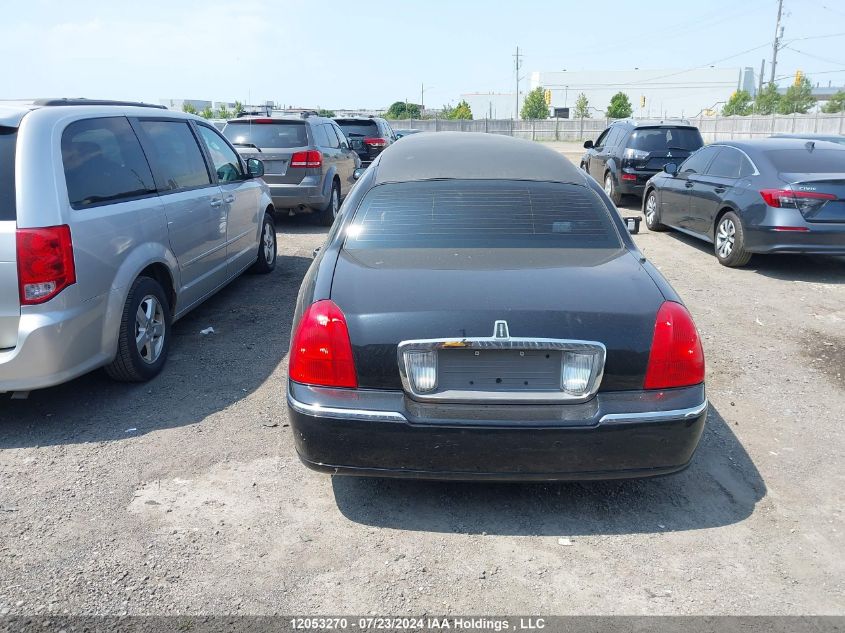 2010 Lincoln Town Car VIN: 2L1FL8JW6AX616823 Lot: 12053270