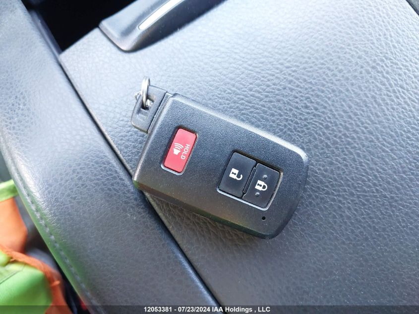 2017 Toyota Highlander Limited/Ltd Platinum VIN: 5TDDZRFH3HS477328 Lot: 12053381