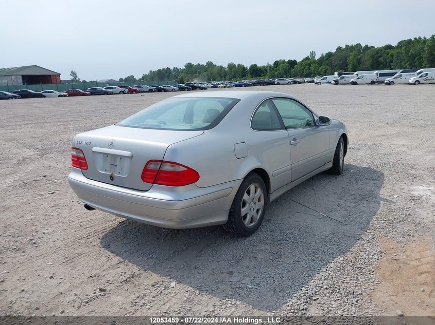 2000 Mercedes-Benz Clk-Class VIN: WDBLJ65G1YF142626 Lot: 12053459