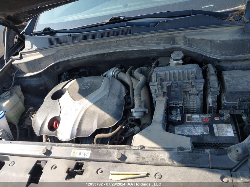 2015 Hyundai Santa Fe Sport 2.0T Limited VIN: 5XYZUDLA2FG233162 Lot: 12053792