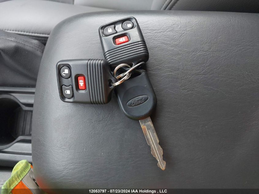 2005 Ford Escape Hybrid VIN: 1FMCU96H45KC30053 Lot: 12053797