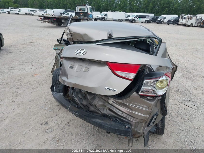 2013 Hyundai Elantra Gls/Limited VIN: 5NPDH4AE3DH341753 Lot: 12053811