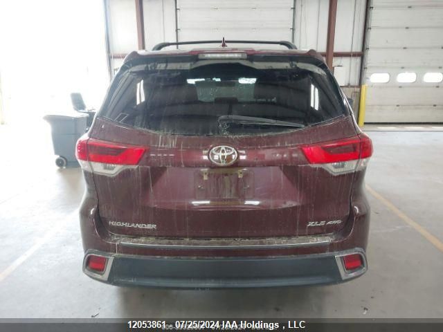 2019 Toyota Highlander Se/Xle VIN: 5TDJZRFH0KS706946 Lot: 12053861