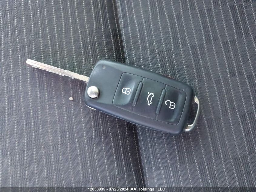 2016 Volkswagen Tiguan VIN: WVGJV7AX9GW598649 Lot: 12053935