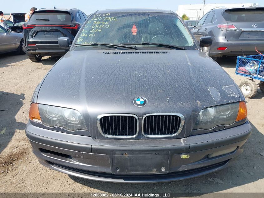 2001 BMW 3 Series VIN: WBAAV33401FU93213 Lot: 12053982