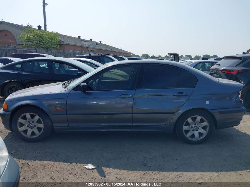 2001 BMW 3 Series VIN: WBAAV33401FU93213 Lot: 12053982