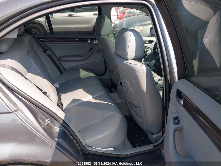 2001 BMW 3 Series VIN: WBAAV33401FU93213 Lot: 12053982