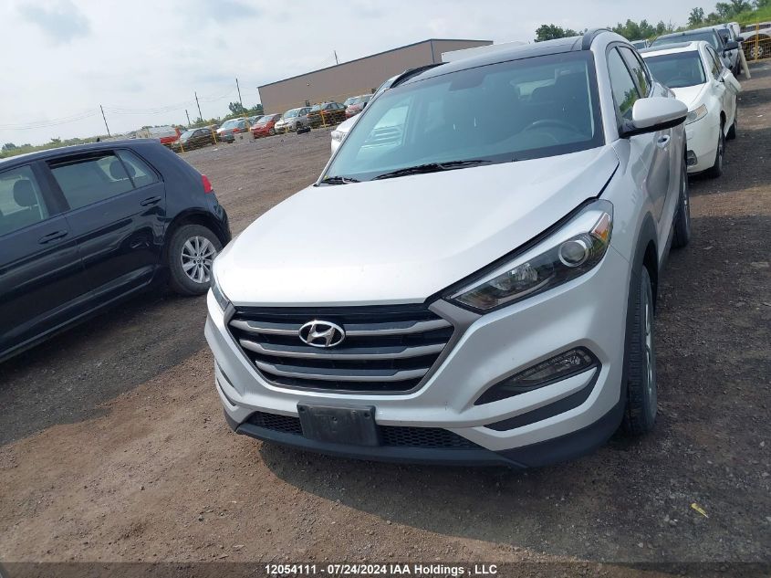 2016 Hyundai Tucson Luxury VIN: KM8J3CA44GU054981 Lot: 12054111