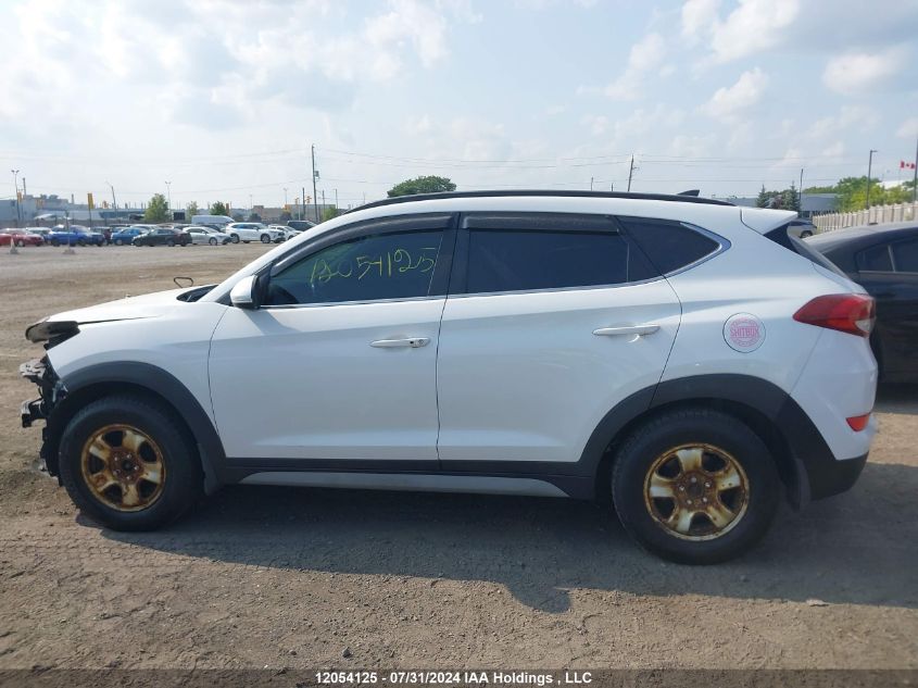 2017 Hyundai Tucson Luxury VIN: KM8J3CA40HU563189 Lot: 12054125