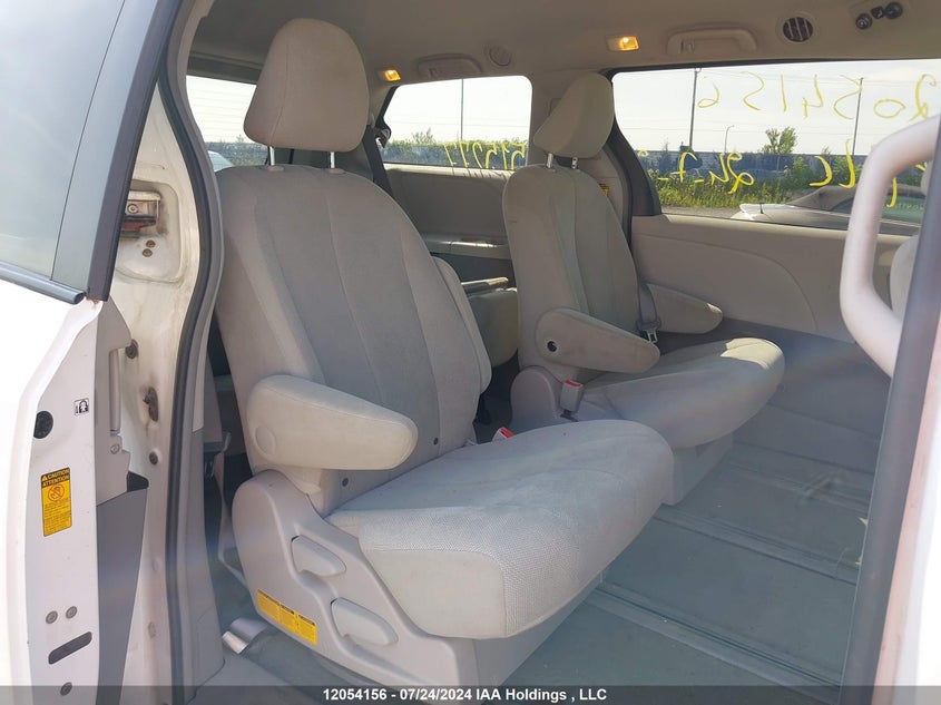 2014 Toyota Sienna 7 Passenger VIN: 5TDZK3DC3ES515277 Lot: 12054156