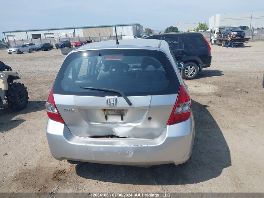 2007 Honda Fit VIN: JHMGD37437S811852 Lot: 12054188