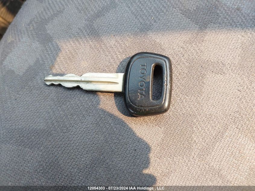 2000 Toyota Echo VIN: JTDBT1235Y0087256 Lot: 12054303