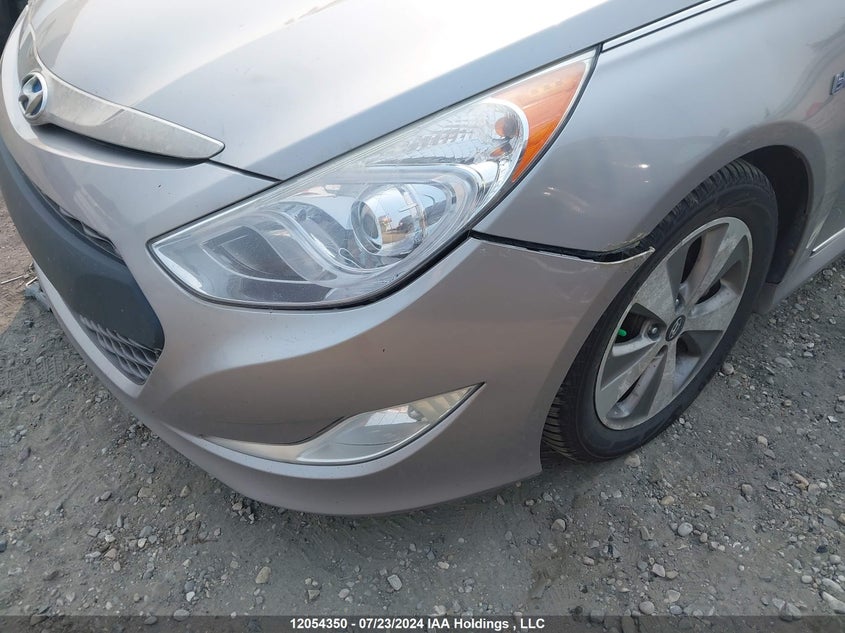 2012 Hyundai Sonata Hybrid Premium VIN: KMHEC4A47CA033903 Lot: 12054350
