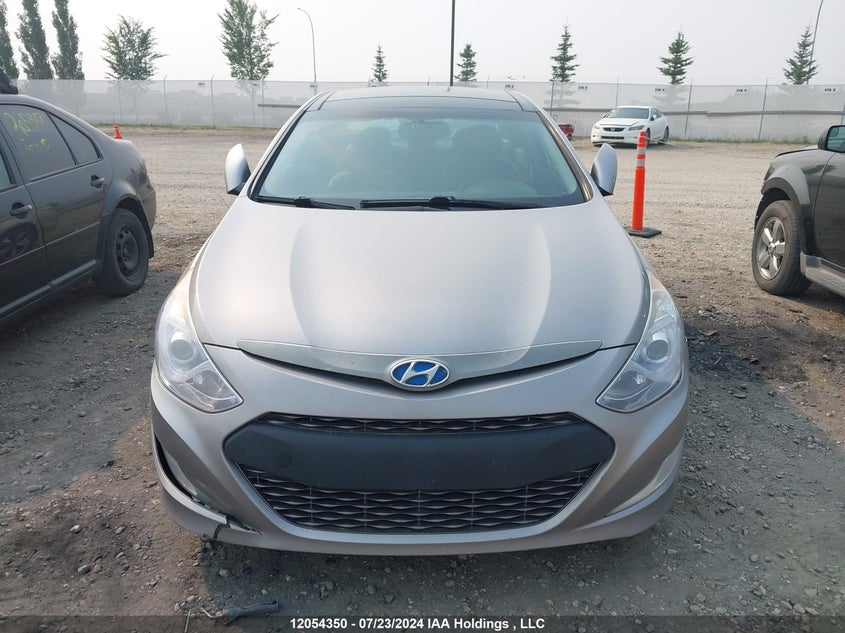2012 Hyundai Sonata Hybrid Premium VIN: KMHEC4A47CA033903 Lot: 12054350