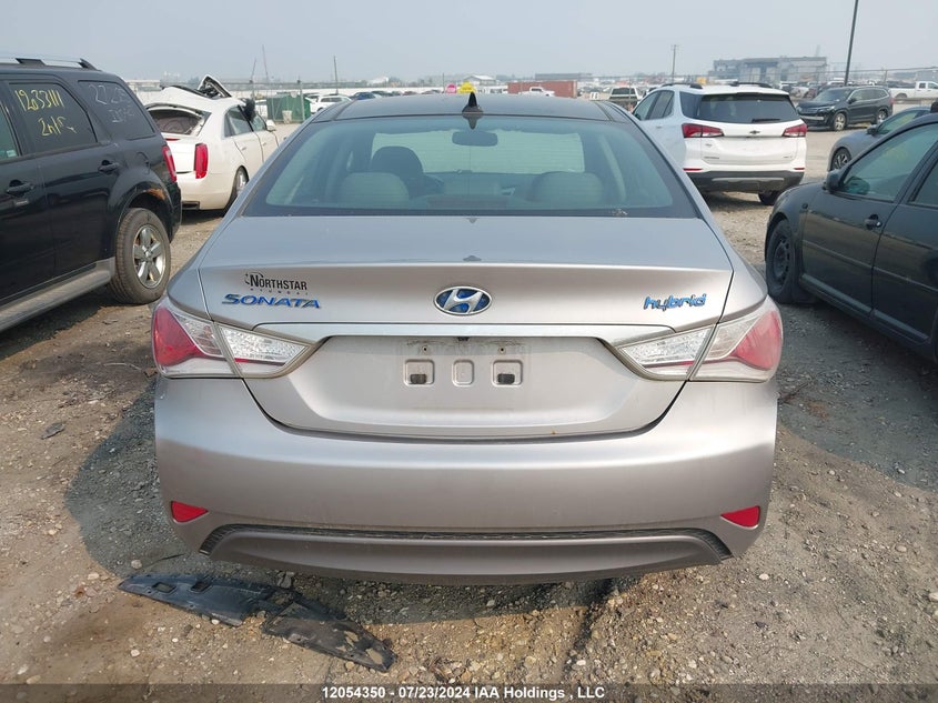 2012 Hyundai Sonata Hybrid Premium VIN: KMHEC4A47CA033903 Lot: 12054350