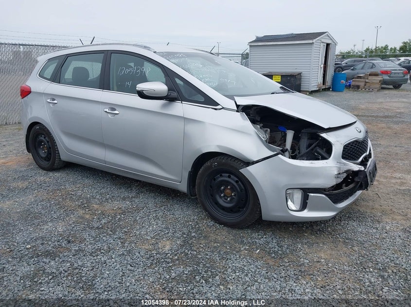 2014 Kia Rondo VIN: KNAHU8A38E7068492 Lot: 12054398