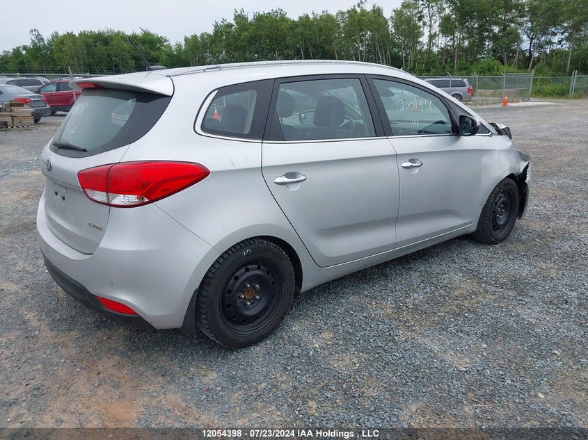 2014 Kia Rondo VIN: KNAHU8A38E7068492 Lot: 12054398