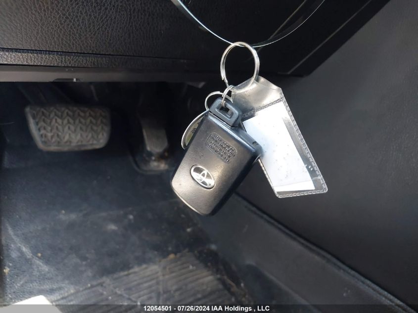 2019 Toyota Highlander Xle VIN: 5TDJZRFH0KS985590 Lot: 12054501