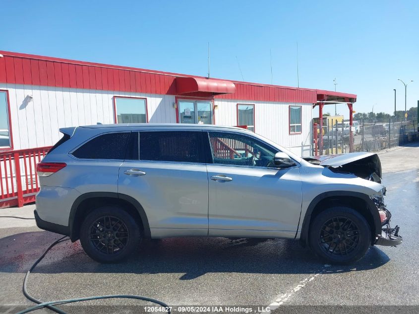 2017 Toyota Highlander Se/Xle VIN: 5TDJZRFH1HS516260 Lot: 12054827