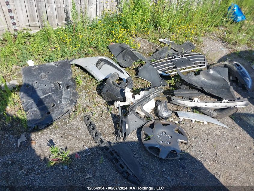 2017 Hyundai Elantra Gl VIN: KMHD84LF2HU322379 Lot: 12054954