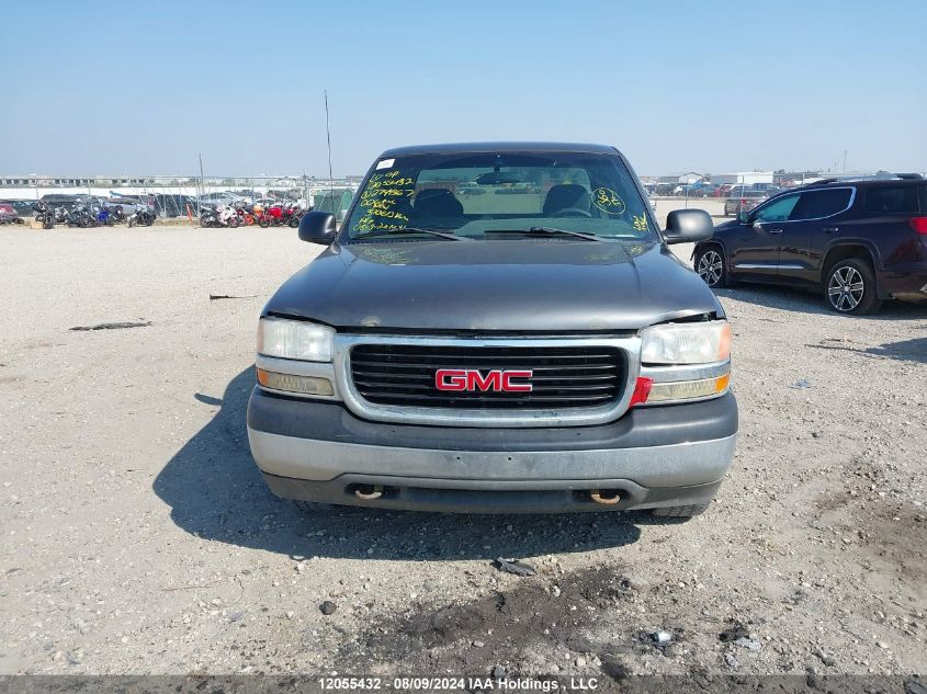 2000 GMC New Sierra 1500 VIN: 1GTEC19T7YZ274867 Lot: 12055432