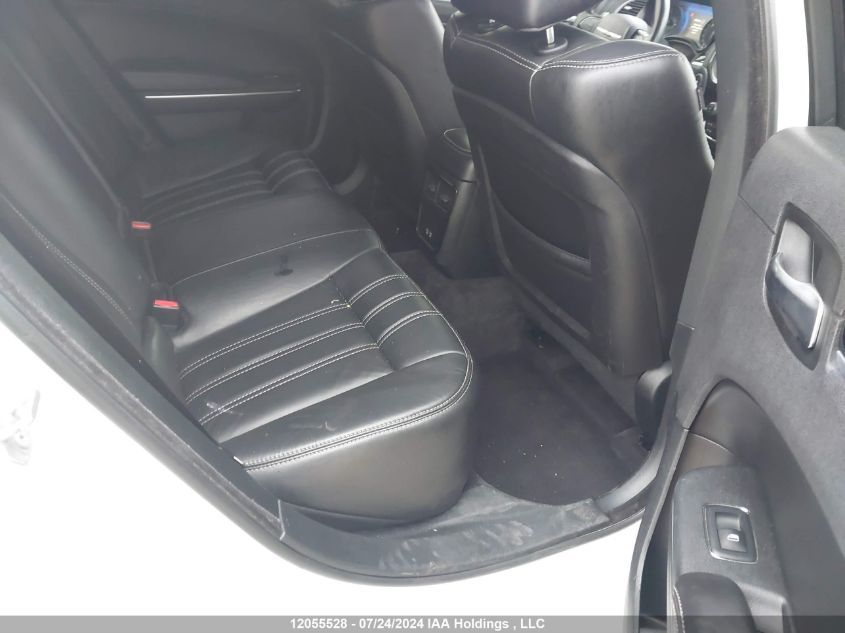 2018 Chrysler 300 S VIN: 2C3CCABG8JH299792 Lot: 12055528