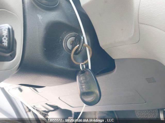 2011 Toyota Sienna VIN: 5TDZK3DC8BS171568 Lot: 12055577