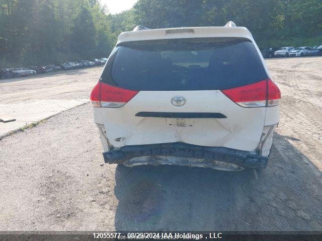 2011 Toyota Sienna VIN: 5TDZK3DC8BS171568 Lot: 12055577