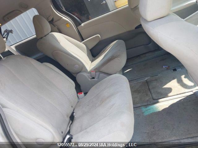 2011 Toyota Sienna VIN: 5TDZK3DC8BS171568 Lot: 12055577