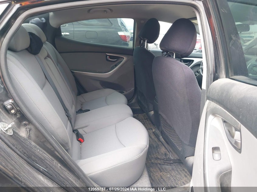 2012 Hyundai Elantra Gls/Limited VIN: 5NPDH4AE7CH064152 Lot: 12055757