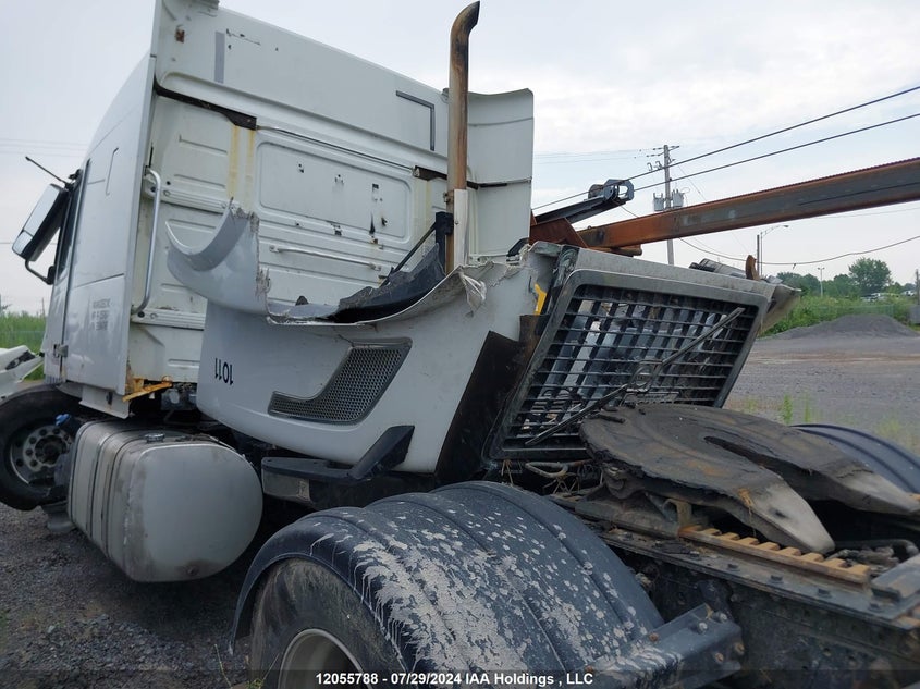 2014 Volvo Vn L VIN: 4V4NC9EJ2EN164769 Lot: 12055788