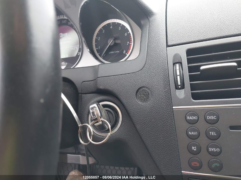 2011 Mercedes-Benz C-Class VIN: WDDGF8BB0BA486418 Lot: 12055857