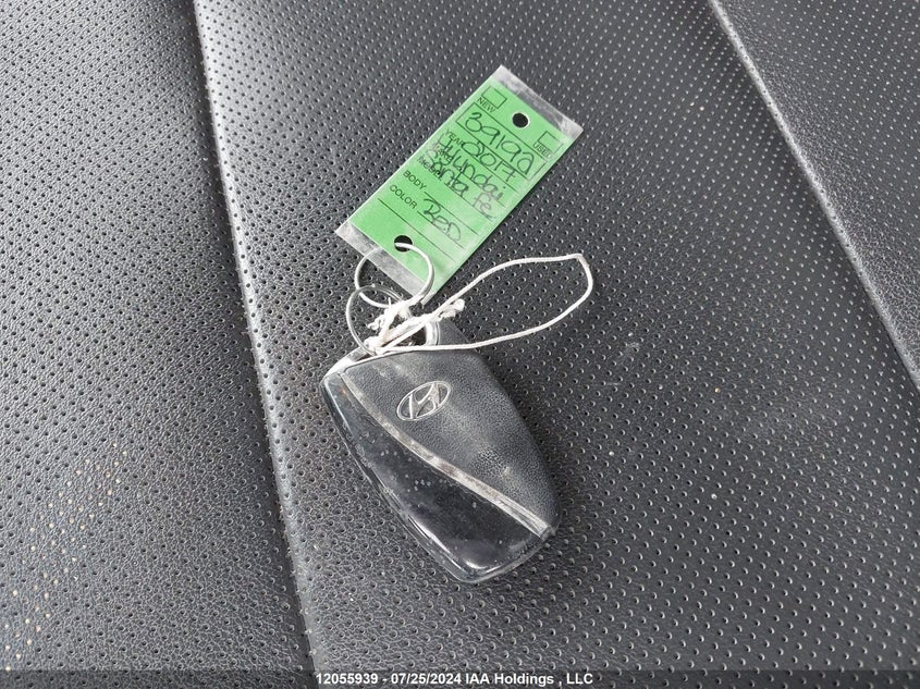 2017 Hyundai Santa Fe Sport VIN: 5XYZUDLB4HG403985 Lot: 12055939