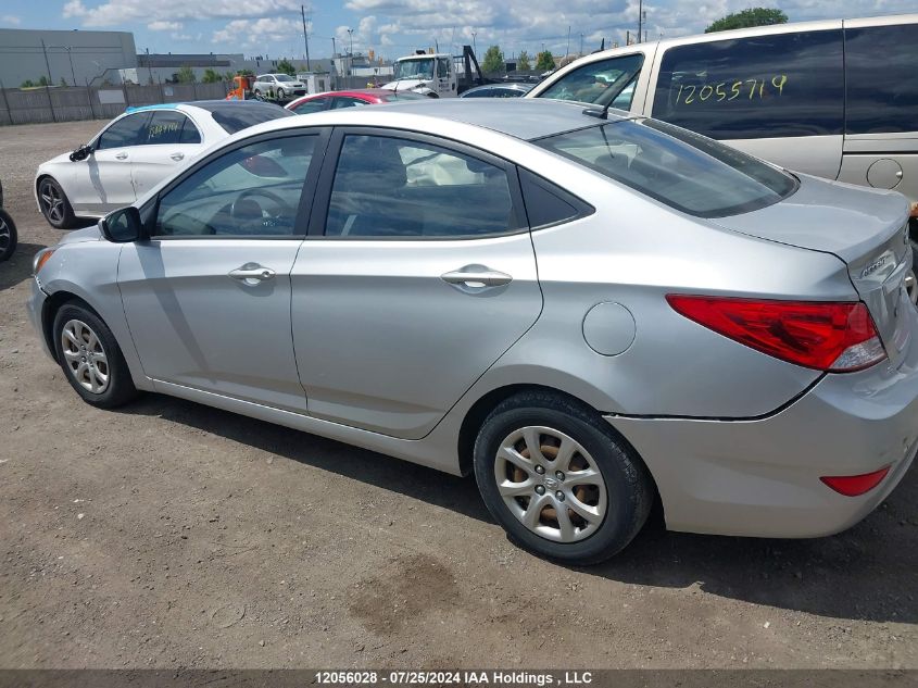 2013 Hyundai Accent Gl VIN: KMHCT4AE3DU386705 Lot: 12056028