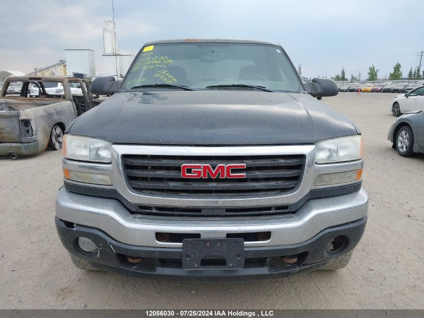 2005 GMC Sierra 2500Hd VIN: 1GTHK23U75F929047 Lot: 12056030