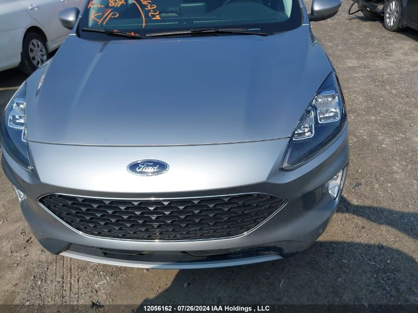 2022 Ford Escape Titanium VIN: 1FMC09J93NUA56531 Lot: 12056162