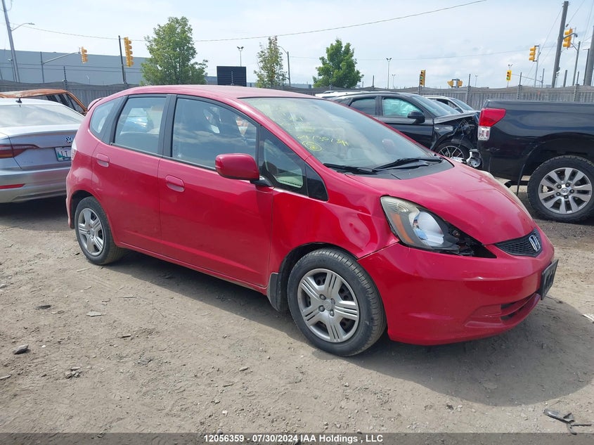 2014 Honda Fit VIN: LUCGE8H55E3000365 Lot: 12056359