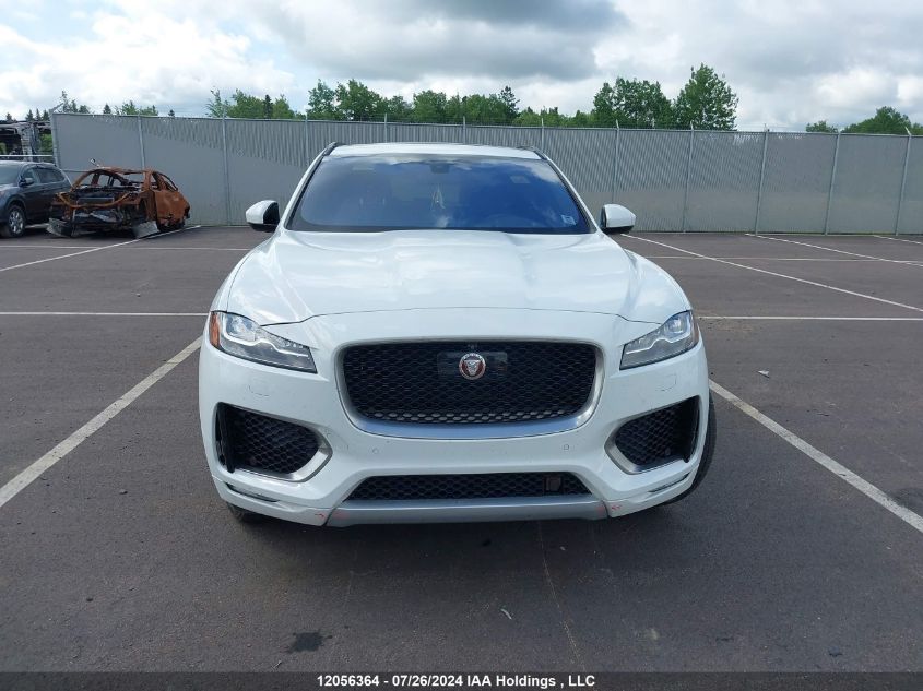 SADCM2BV2HA890078 2017 Jaguar F-Pace