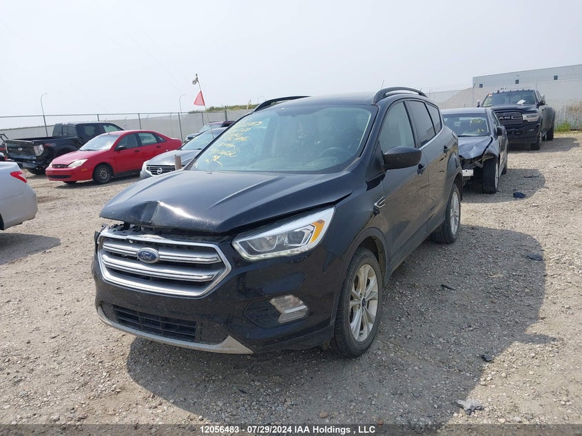 Vin: 1fmcu9g99hue99729, lot: 2403584, ford escape se 20172