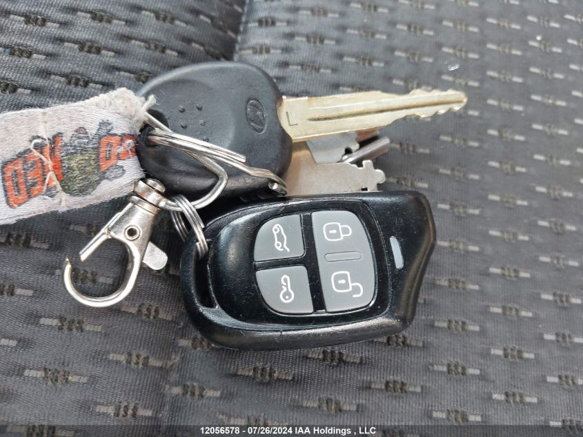 2008 Hyundai Tiburon Gs VIN: KMHHM65D88U284578 Lot: 12056578