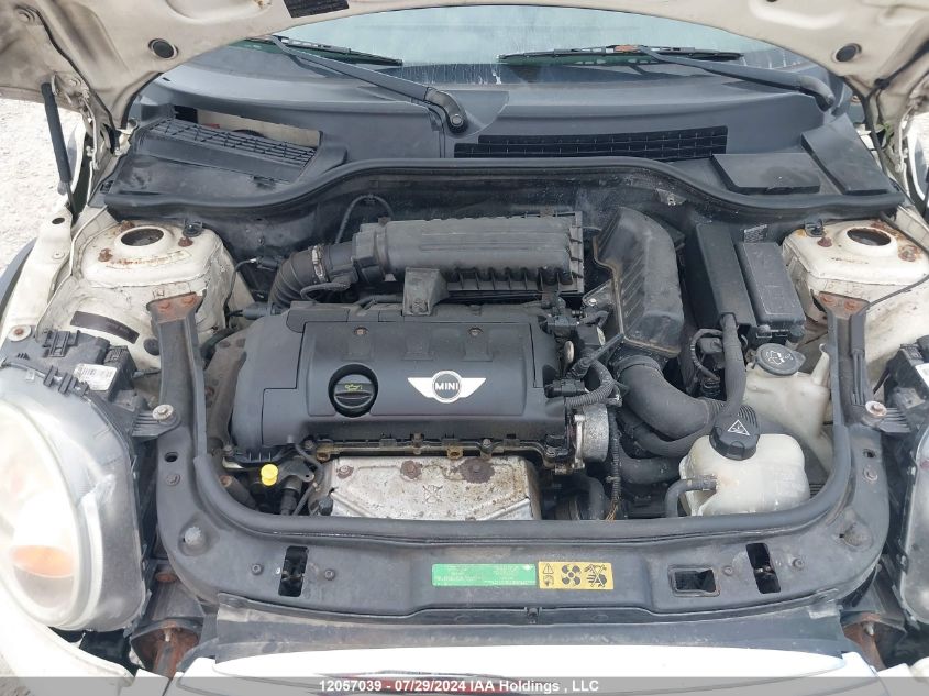 2010 Mini Cooper Hardtop VIN: WMWMF3C57ATZ61216 Lot: 12057039
