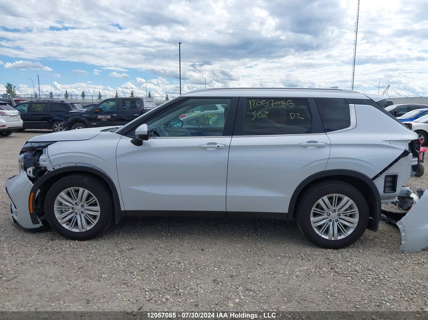 2024 Mitsubishi Outlander VIN: JA4J4VA86RZ611910 Lot: 12057085