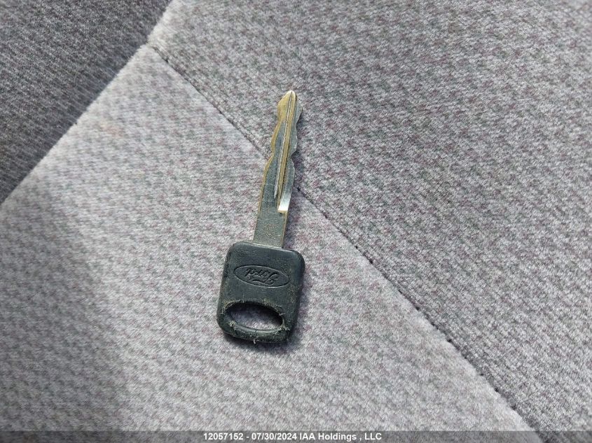 1999 Ford Taurus Se VIN: 1FAFP53U8XG260218 Lot: 12057152