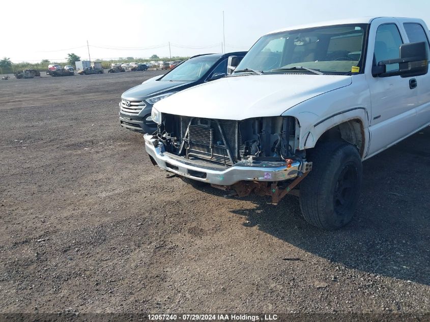2005 GMC Sierra 2500Hd VIN: 1GTHK23225F922246 Lot: 12057240