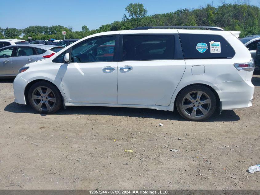 2017 Toyota Sienna Se VIN: 5TDXZ3DC1HS832790 Lot: 12057244