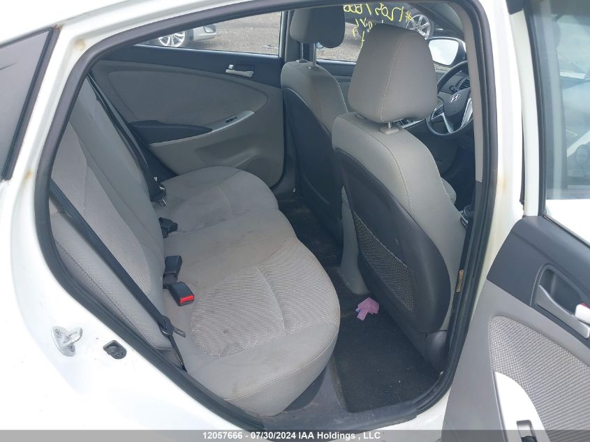 2013 Hyundai Accent Gls/Gs VIN: KMHCT4AE8DU437776 Lot: 12057666